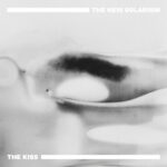 Emotions in Echo: “The Kiss” by The New Solarism Captures What Words Cannot